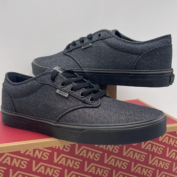 Vans Women’s Atwood
(Varsity Textile) Black/Pewter
VN0A45J9VEJ
Sneakers - Picture 9 of 16